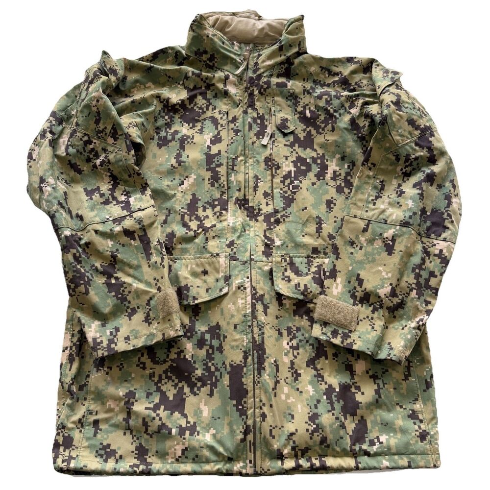 US Navy Type III Working Parka Mens Small Long Green Digital Camo 2017